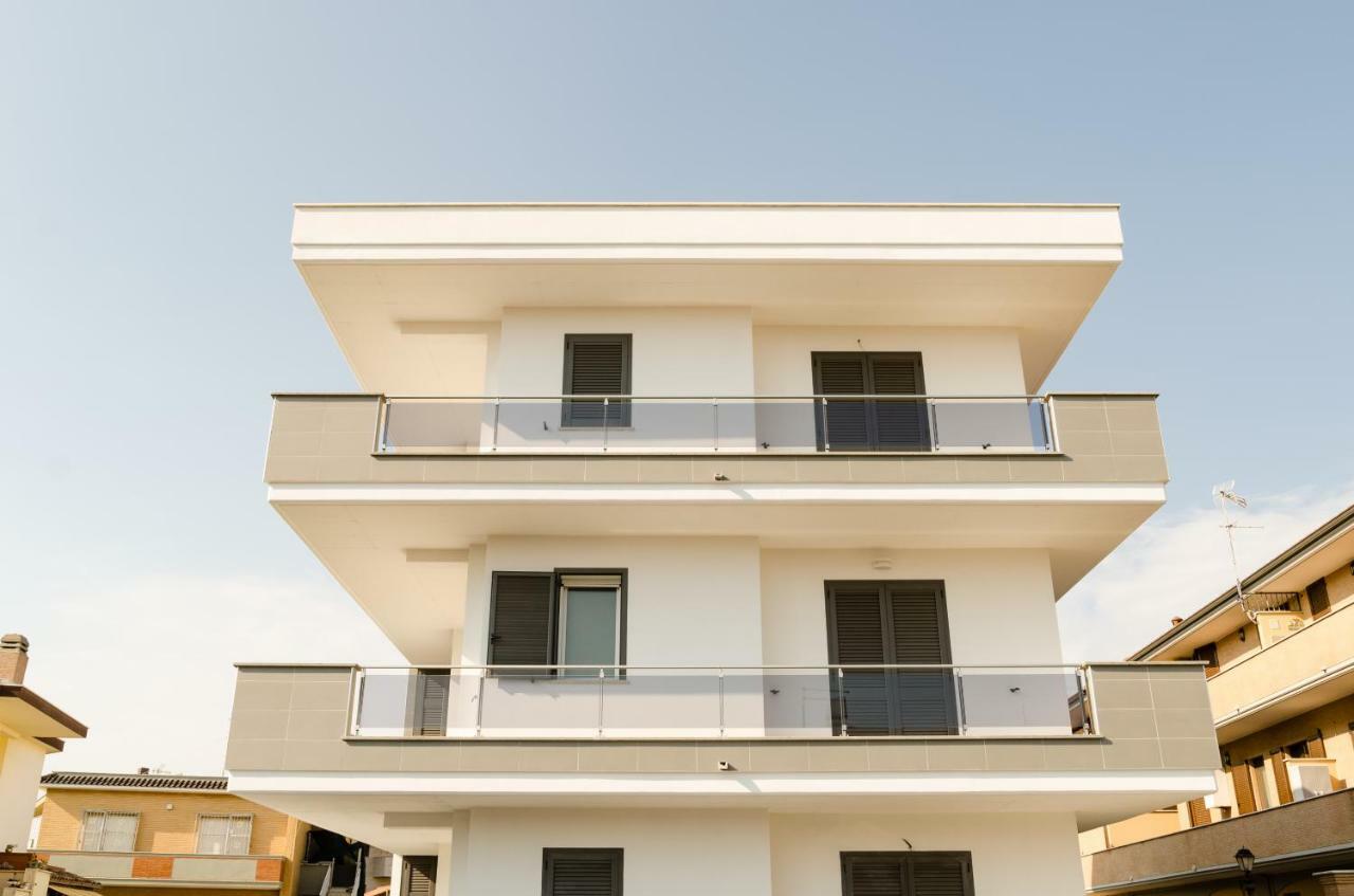 Fco Luxury Apartments Fiumicino Exterior foto